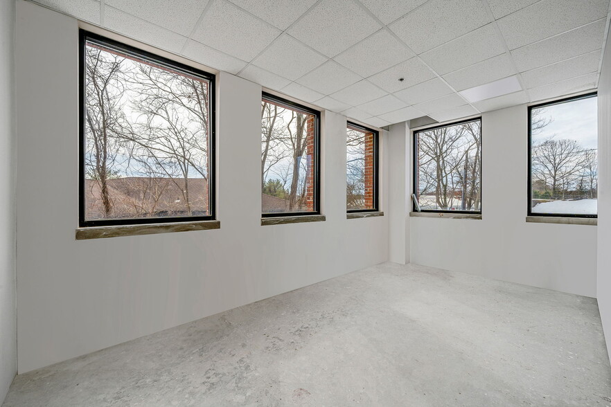 More Photos Of 263-265 Indian Head Rd, Kings Park Medical For Sale
