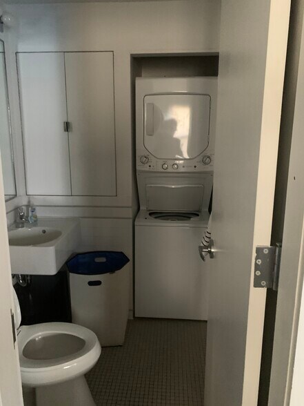 More Photos Of 250 E 32nd St, New York Office Residential For Sale