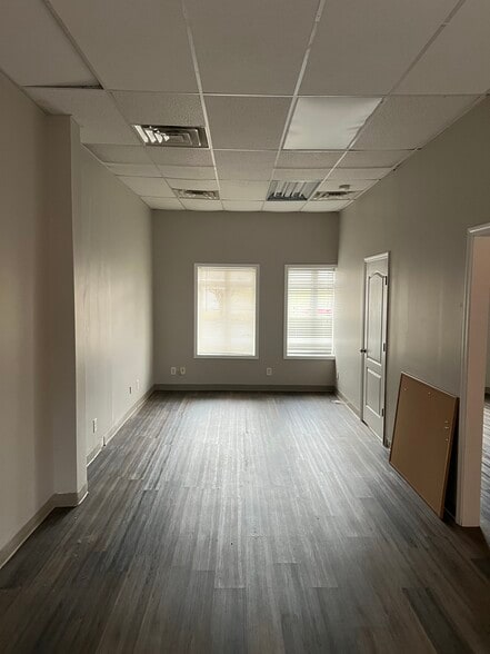 More Photos Of 2492 N Mount Juliet Rd, Mount Juliet Storefront Retail Office For Lease