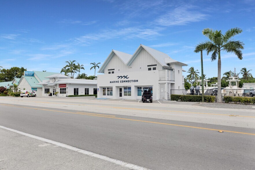 More Photos Of 82705 Overseas Hwy, Islamorada General Retail For Sale