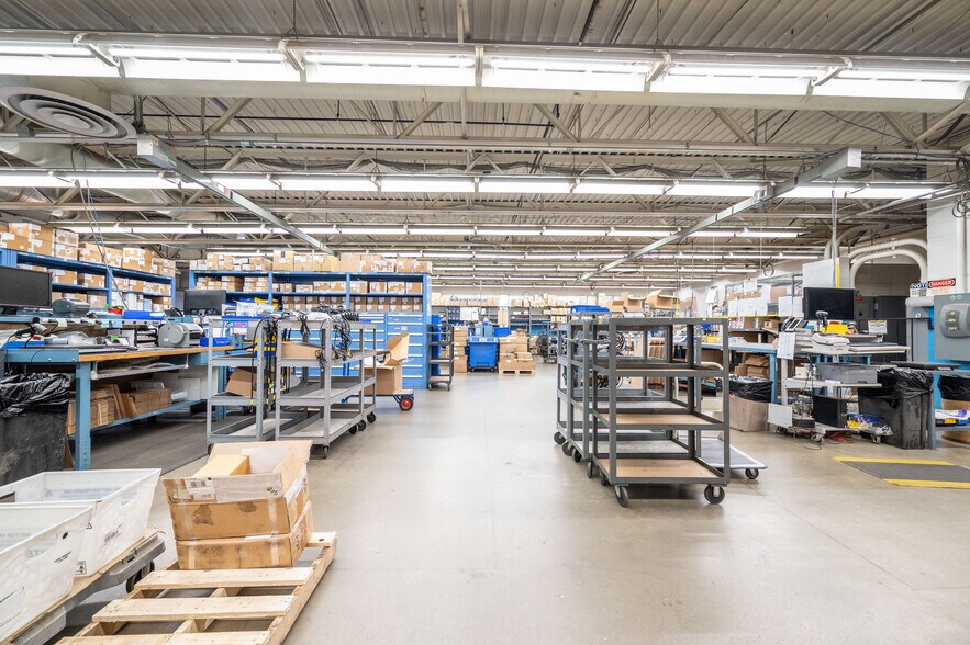 More Photos Of 16 Stony Hill Rd, Bethel Light Manufacturing For Lease