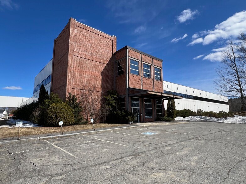 More Photos Of 9 Oak St, Guilford Manufacturing For Sale