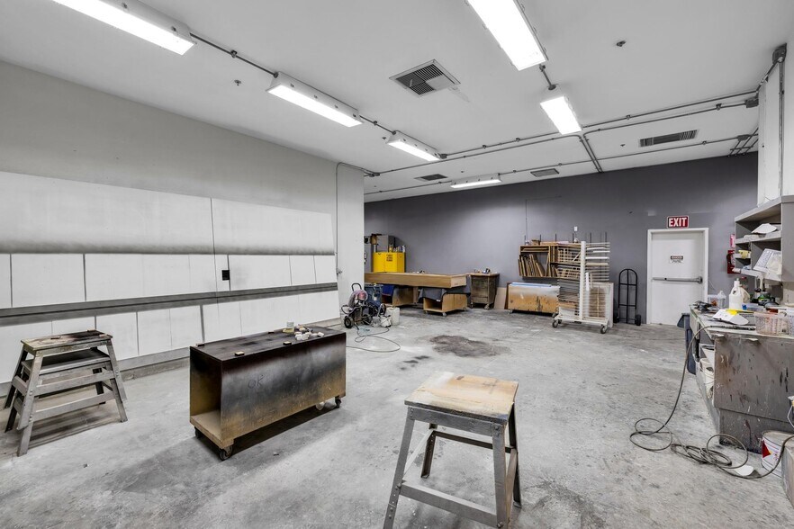 More Photos Of 54465 29 Palms Highway, Yucca Valley Warehouse For Sale