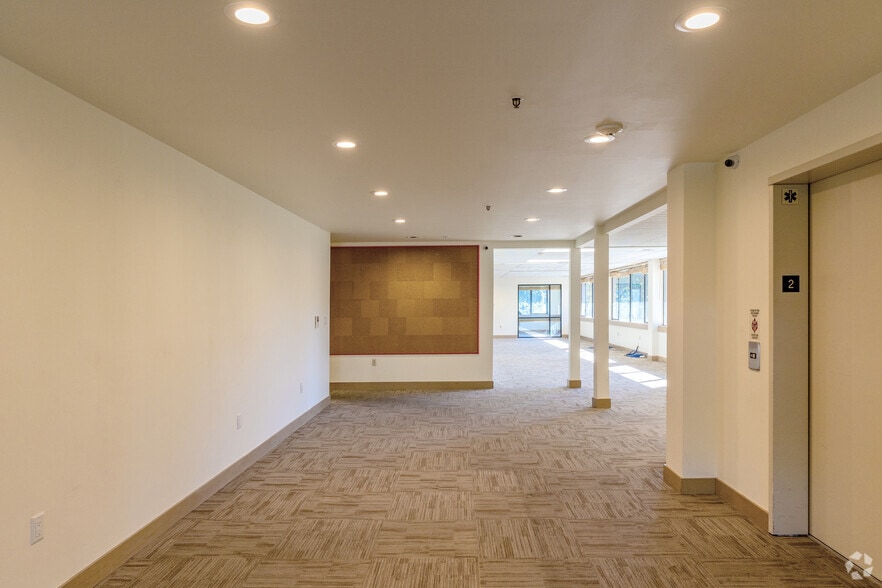More Photos Of 175 S San Antonio Rd, Los Altos Office For Lease