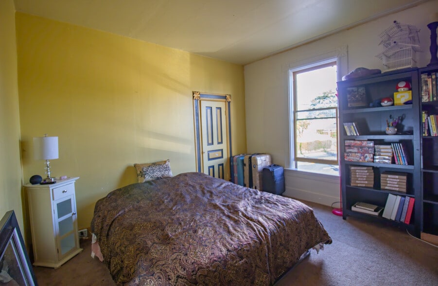 More Photos Of 1480 Myrtle Ave, Eureka General Retail For Sale