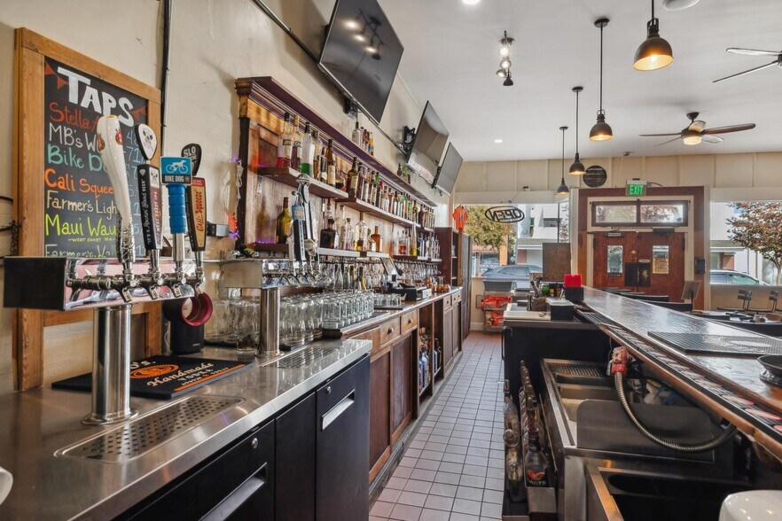 More Photos Of 212 2nd St, Isleton General Retail For Sale