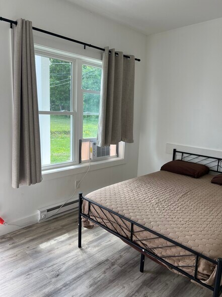 More Photos Of 6812 Route 209, Kerhonkson Hotel For Sale