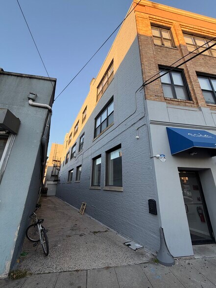 More Photos Of 226 New Brunswick Ave, Perth Amboy Apartments For Sale