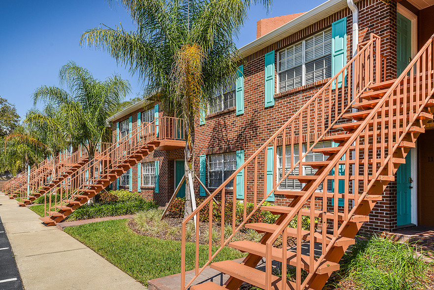 Primary Photo Of 6822 S Shamrock Dr, Tampa Apartments For Sale