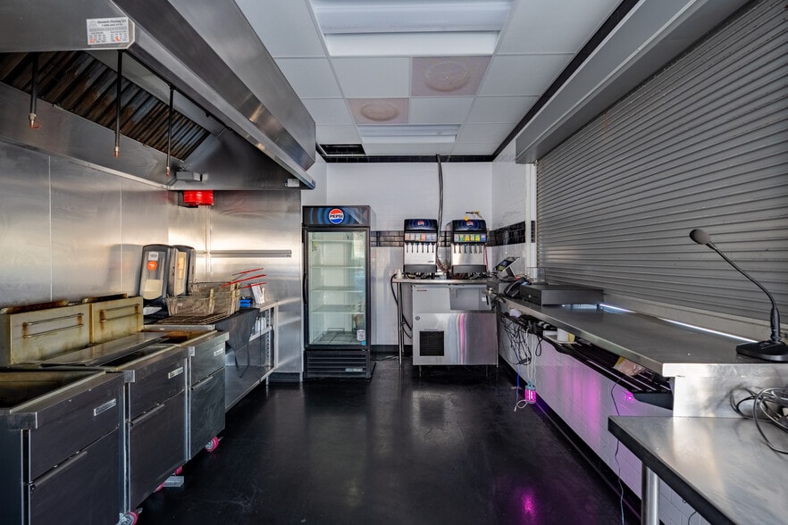 More Photos Of 2701 New Jersey Ave, Wildwood Restaurant For Sale