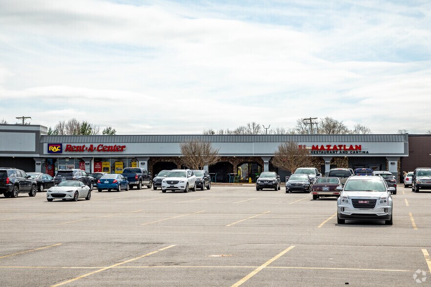 More Photos Of 600 US 31-W, Bowling Green Unknown For Lease