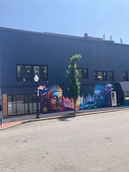 Primary Photo Of 212 Union St, New Bedford Storefront Retail Office For Sale