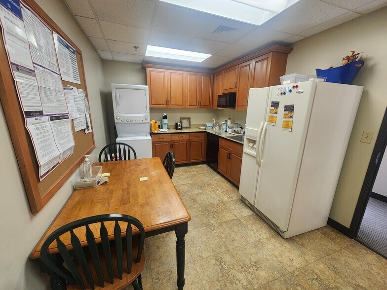 More Photos Of 899 US Hwy 287, Broomfield Medical For Sale