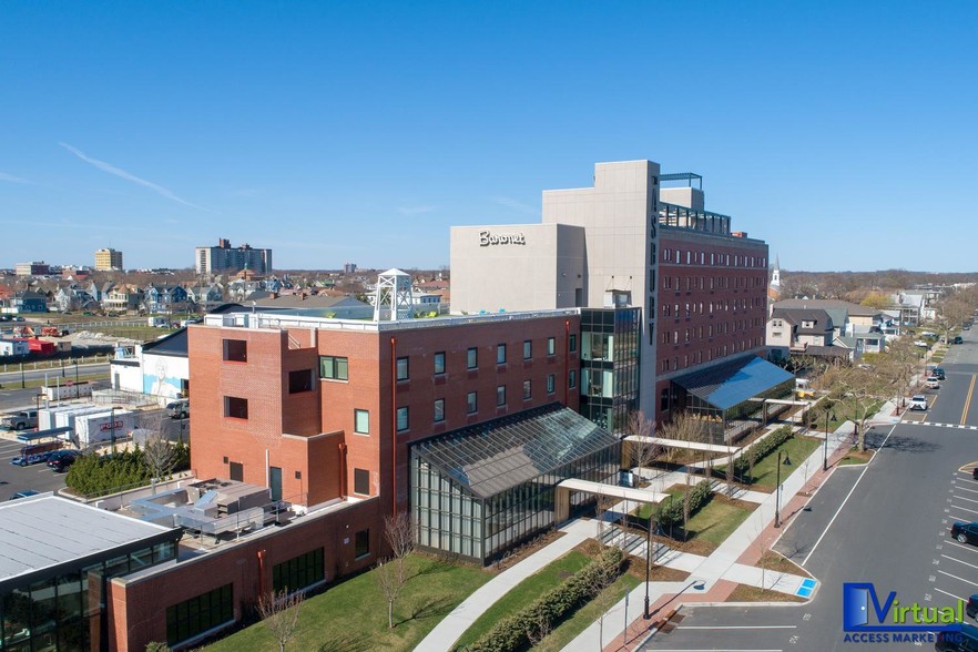 More Photos Of 601 Lake Ave, Asbury Park Office Residential For Lease