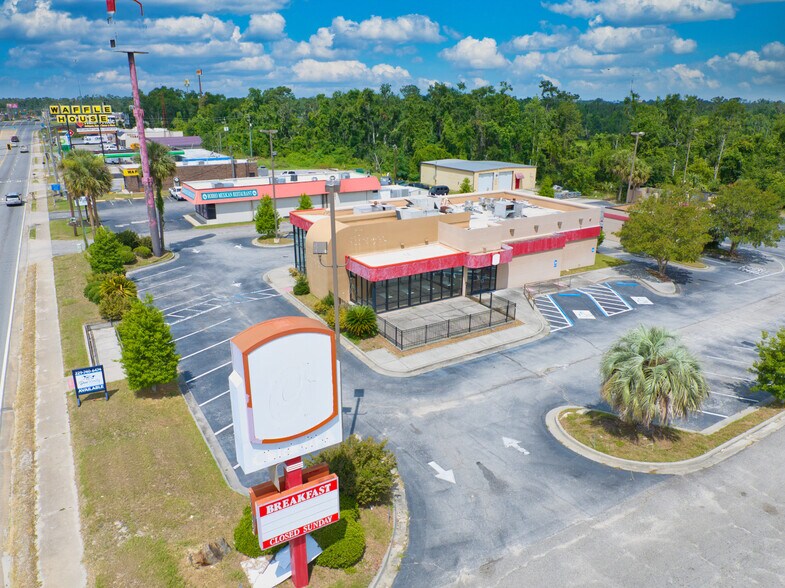 More Photos Of 1197 Lakes Blvd, Lake Park Fast Food For Lease