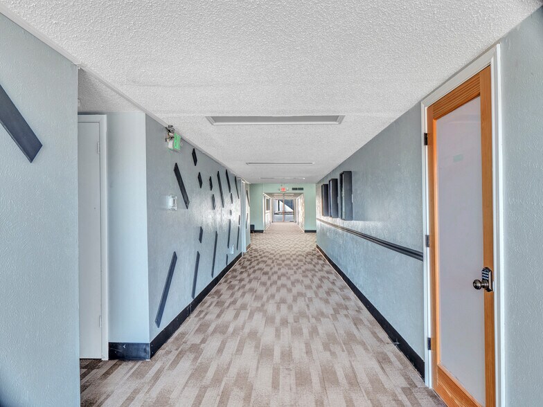 More Photos Of 824 W Pipeline Rd, Hurst Religious Facility For Sale