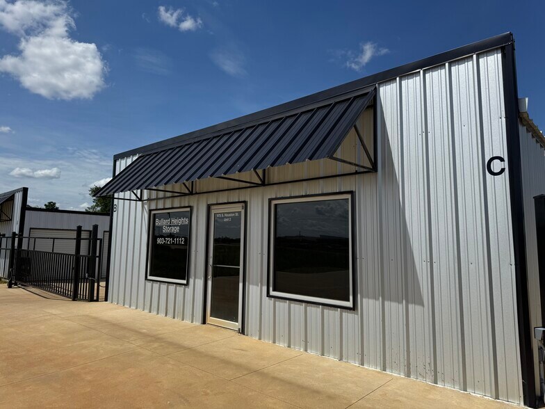 More Photos Of 975 Houston st, Bullard Self Storage For Sale