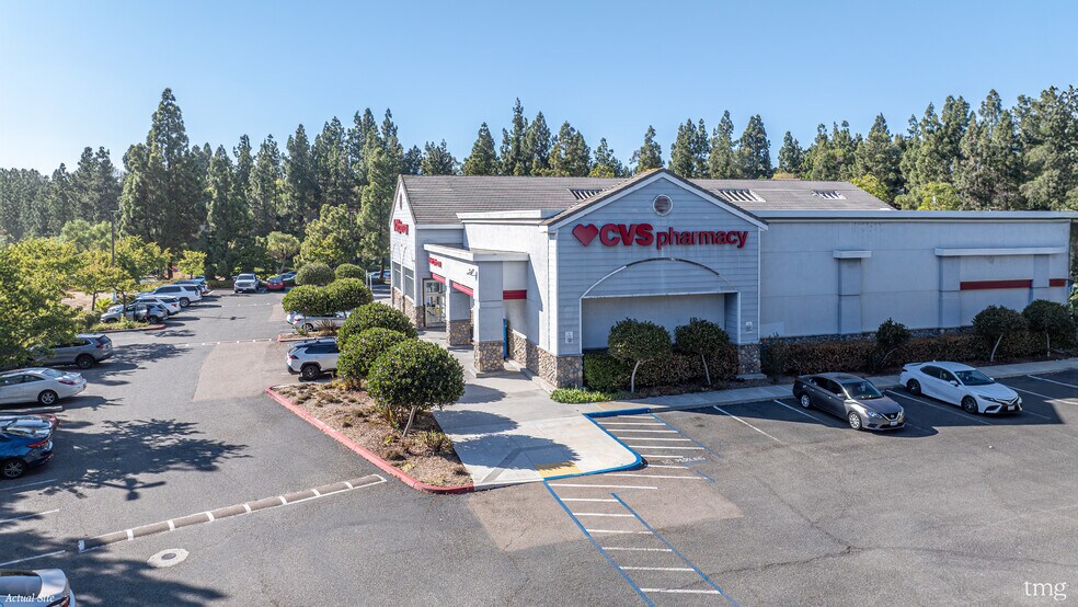 More Photos Of 14589 Camino Del Norte, San Diego Drugstore For Sale