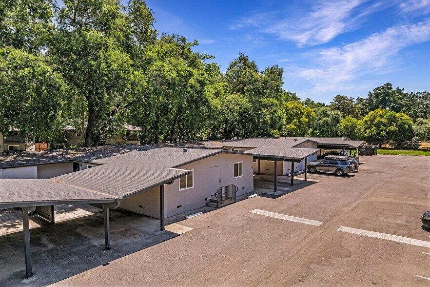 More Photos Of 1445 W 3rd St, Chico Apartments For Sale