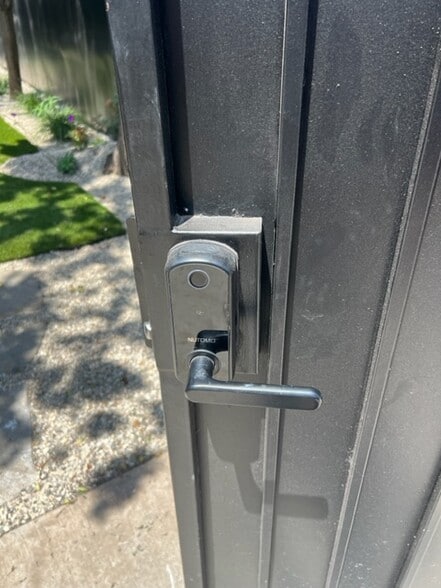 More Photos Of 828 E Venice Blvd, Venice Apartments For Sale