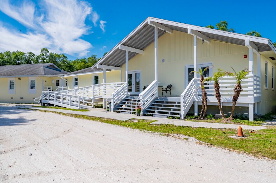More Photos Of 8806 SW Start Center St, Arcadia Manufactured Housing Mobile Home Park For Sale