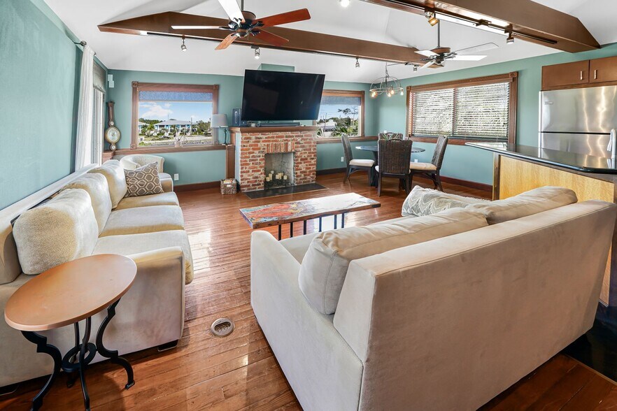More Photos Of 512 Saint Lucie Crescent, Stuart Apartments For Sale