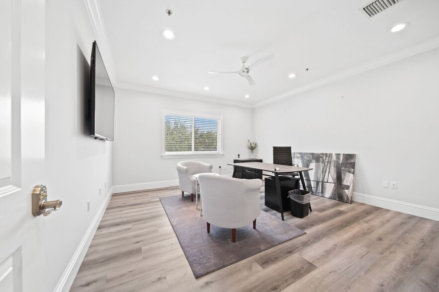 More Photos Of 3322 SE Gran Park Way, Stuart Warehouse For Sale