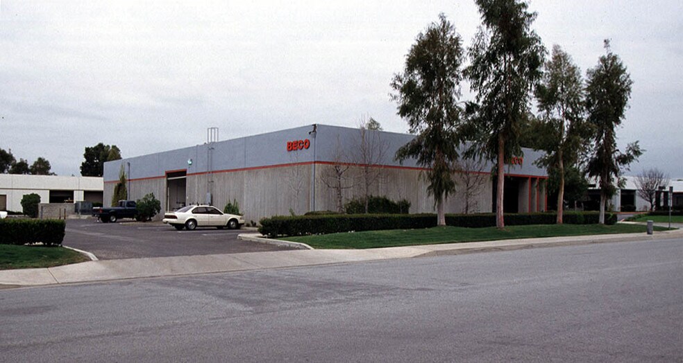 More Photos Of 23201 Alcalde Dr, Laguna Hills Warehouse For Lease