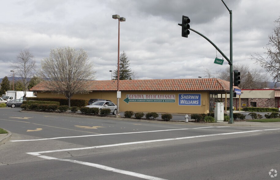 More Photos Of 1500 Trancas St, Napa General Retail For Lease