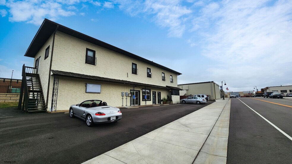 Primary Photo Of 4646 Colorado St SE, Prior Lake Office For Lease