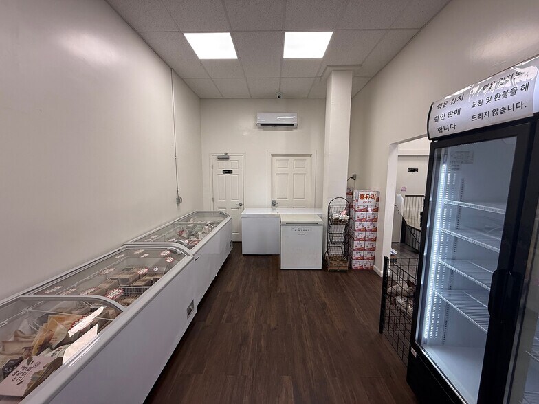 More Photos Of 1545 Venice Blvd, Los Angeles Industrial For Lease