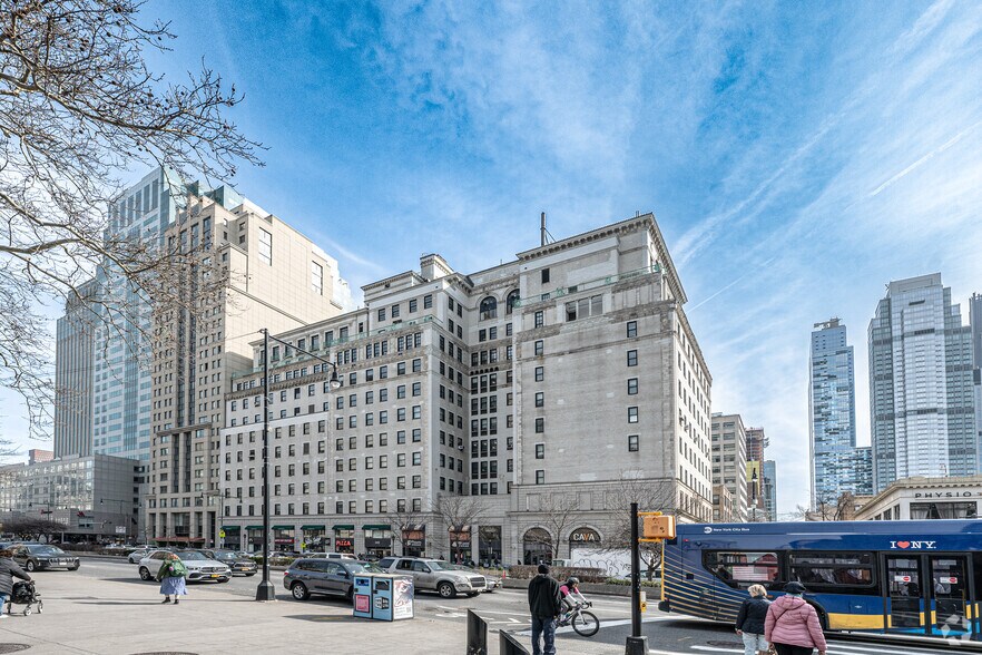 More Photos Of 345 Adams St, Brooklyn Office For Lease