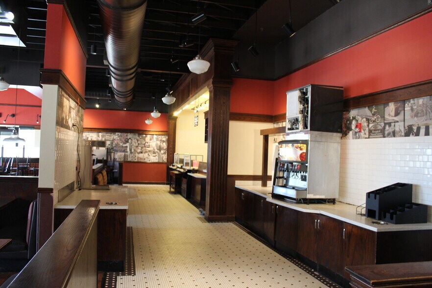 More Photos Of 108 Market St, Flowood Restaurant For Lease