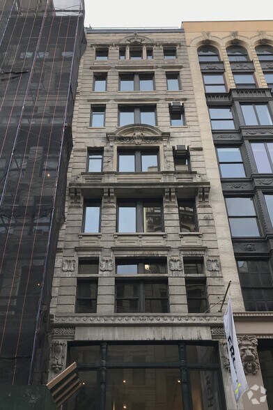 More Photos Of 18 E 17th St, New York Loft Creative Space For Lease