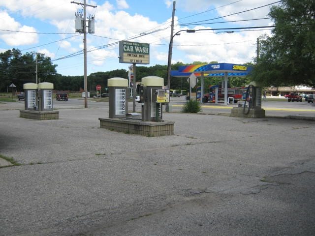 More Photos Of 1671 E River Rd, Muskegon Carwash For Sale