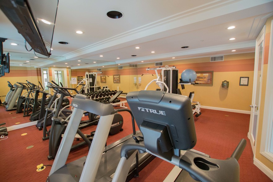 More Photos Of 415 Laurel St, San Diego Apartments For Lease