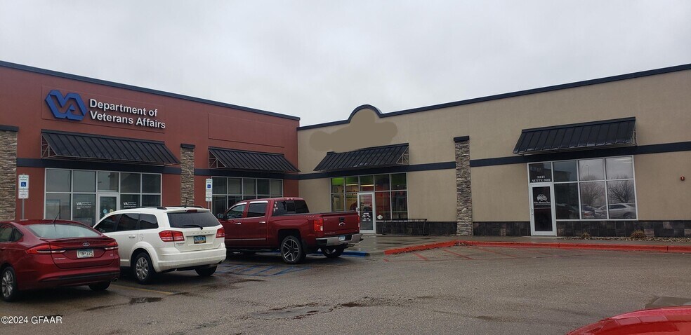 More Photos Of 3221 32nd Ave S, Grand Forks Unknown For Lease