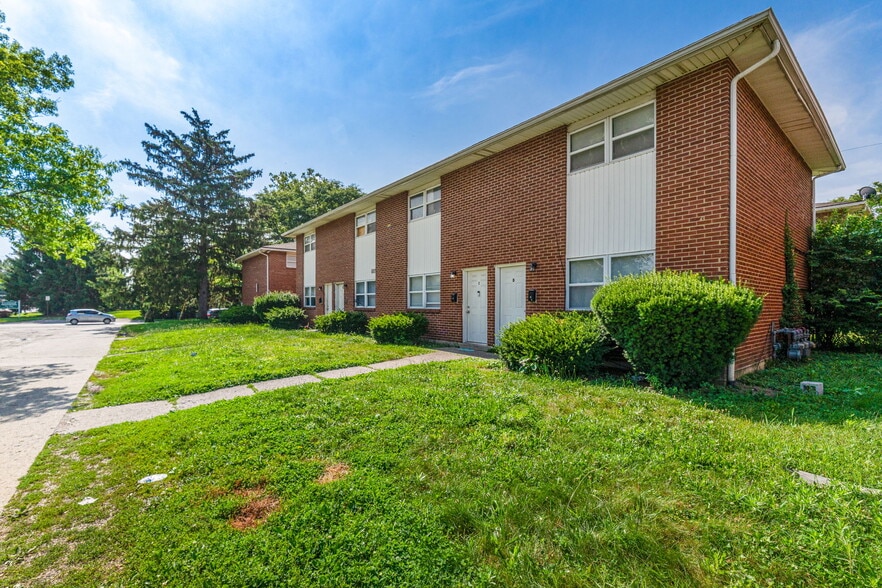 More Photos Of 3105 Clairpoint Ct, Columbus Apartments For Sale