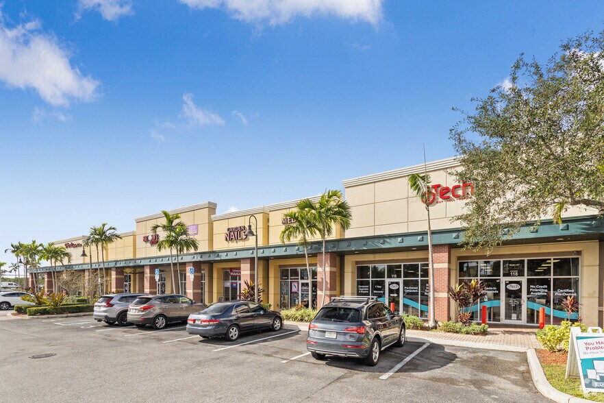 More Photos Of 8751-8795 Southern Blvd, West Palm Beach General Retail For Sale