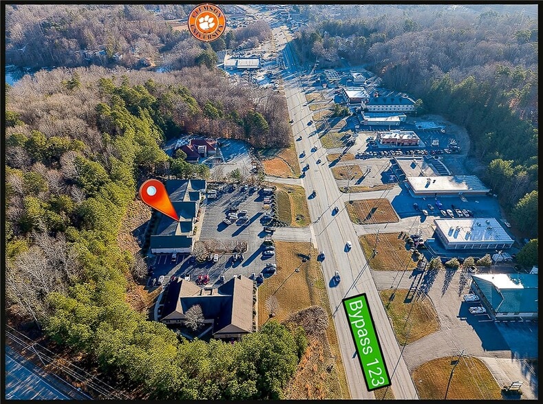 More Photos Of 528 By Pass 123, Seneca Office For Sale