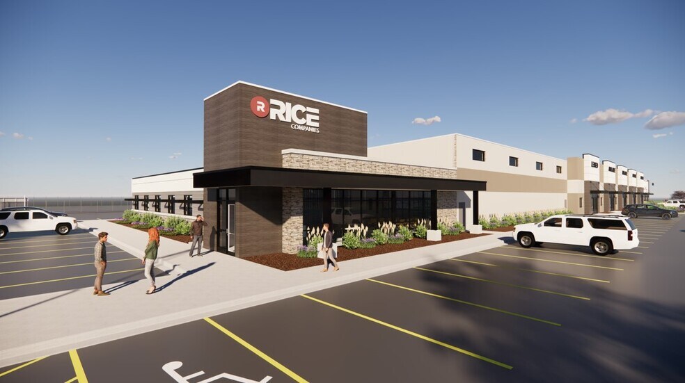 More Photos Of 2351 N Victory DR, Mankato Flex For Lease