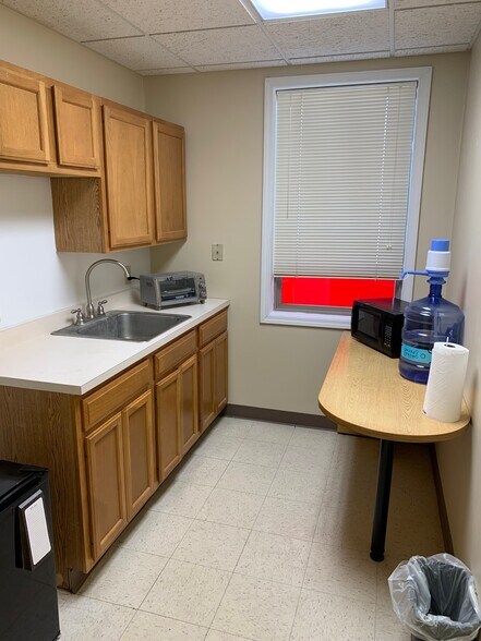 More Photos Of 349 W Washington St, Morgantown Medical For Lease