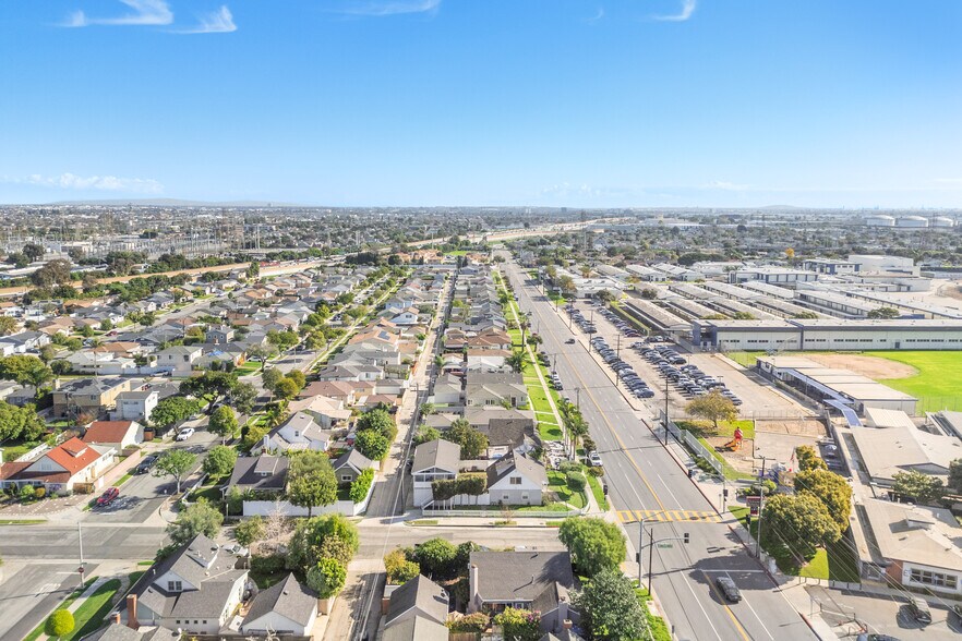 More Photos Of 3759 W 182nd St, Torrance Multifamily For Sale