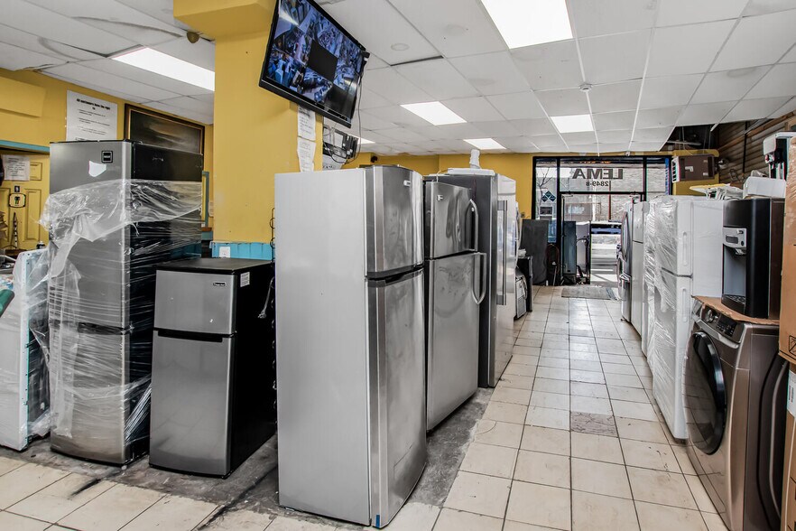 More Photos Of 2849 Fulton St, Brooklyn Storefront For Lease