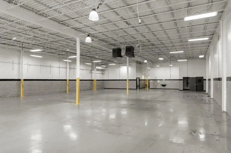 More Photos Of 1234 W Rowan St, Louisville Warehouse For Sale