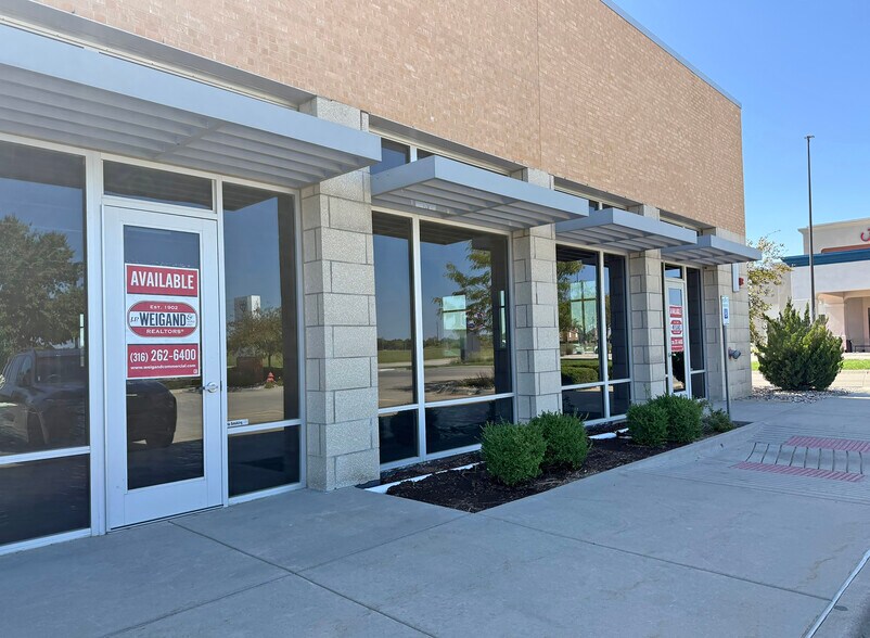 More Photos Of 1719 E Cambridge, Derby Storefront Retail Office For Lease