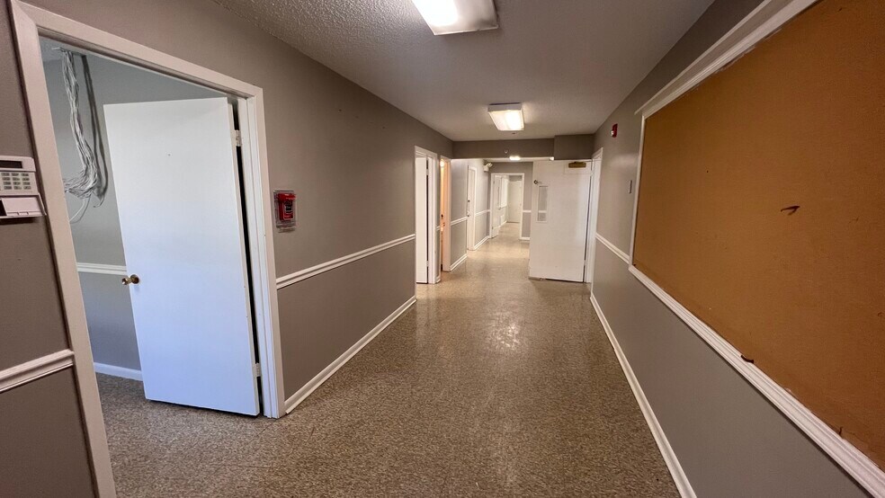 More Photos Of 501 S 1st St, Jacksonville Daycare Center For Sale