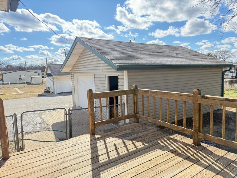 More Photos Of 12525 Old Highway 99, Seminole Warehouse For Sale