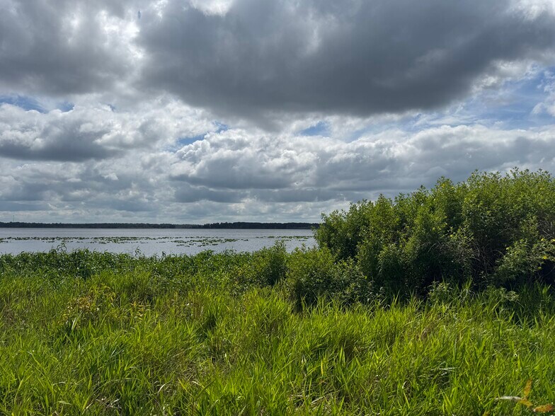 More Photos Of 7707 Holden Park Rd, Hawthorne Land For Sale