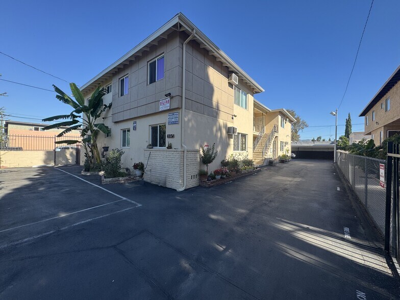 More Photos Of 6934 Hinds Ave, North Hollywood Apartments For Sale